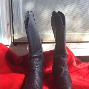 Soft leather 1 1/2 heel perfect condition vintage